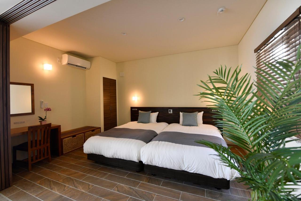 Feliz Villa Suite Miyakojima Ueno Екстериор снимка
