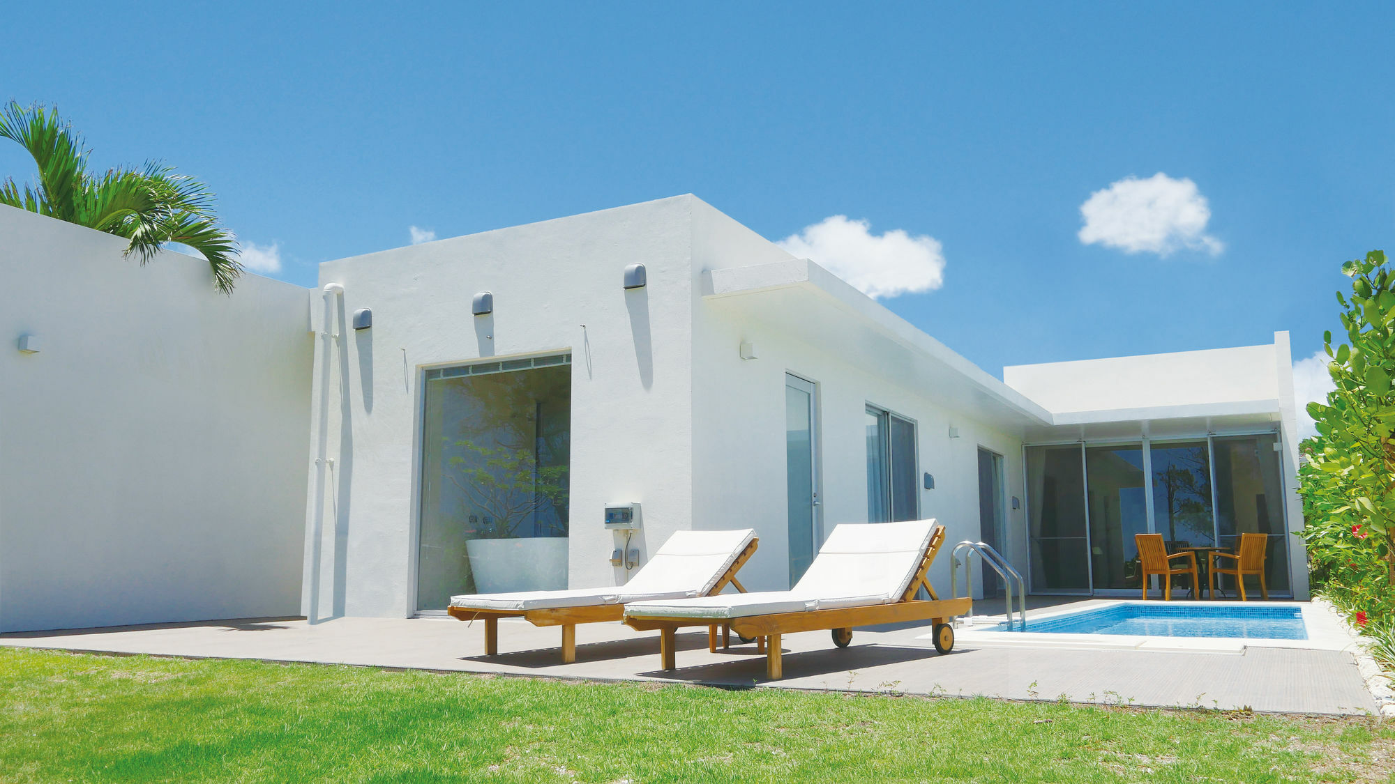 Feliz Villa Suite Miyakojima Ueno Екстериор снимка